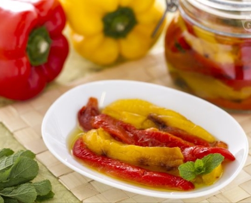 ricetta peperoni e peperoncini piccanti sott'olio alla pugliese