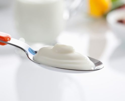 olio di olliva e yougurt per impacco per capelli e torta