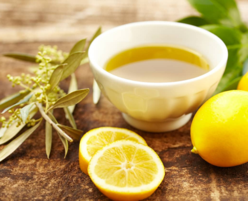 Foglie di ulivo per realizzare un ottimo liquore