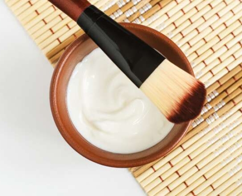 Crema antirughe all’Olio di Oliva: ricetta facile da realizzare in casa