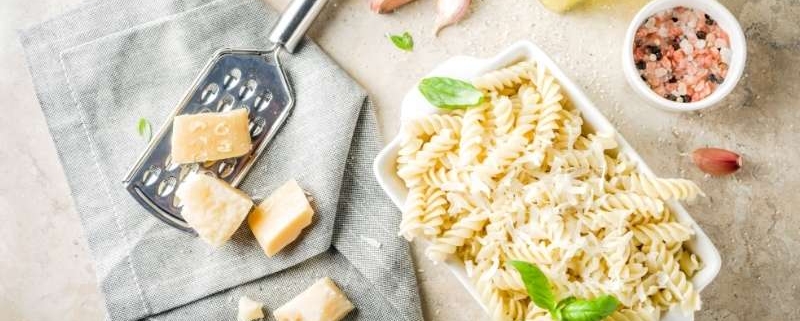 Ricetta Pasta Olio Extravergine di Oliva e Parmigiano