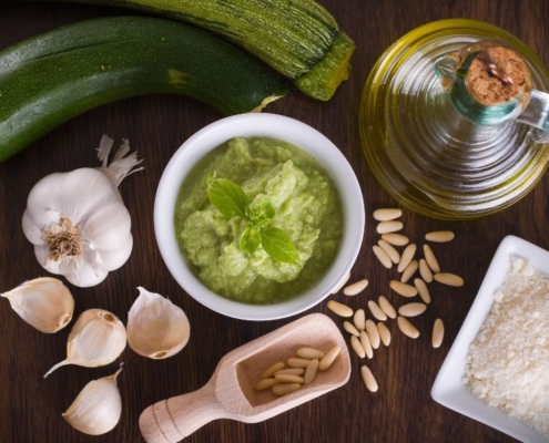Ricetta Pesto di zucchine con olio di oliva