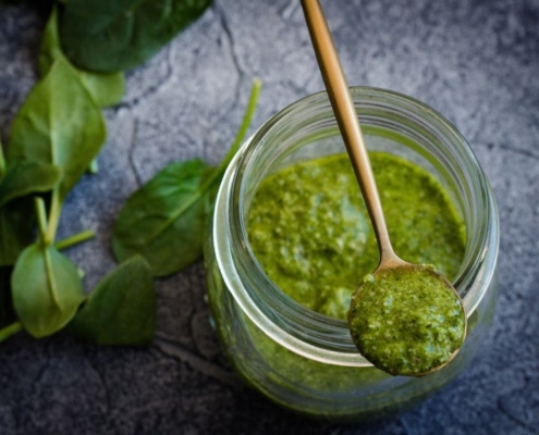 Ricetta Pesto alle cime di rapa: tutta la Puglia a casa tua!