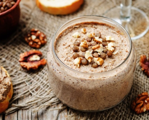 Pesto funghi e noci con olio evo