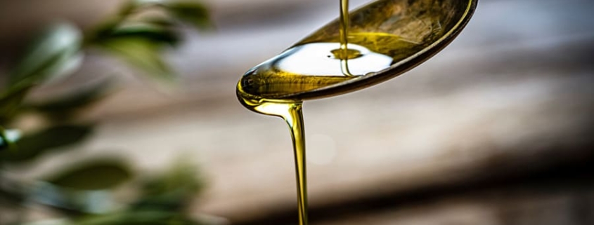 Quanto olio extravergine bisogna assumere ogni giorno?